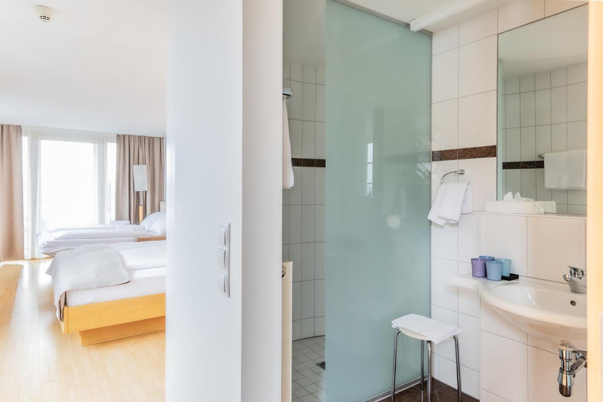 Hotel Loewen 링기나우 외부 사진
